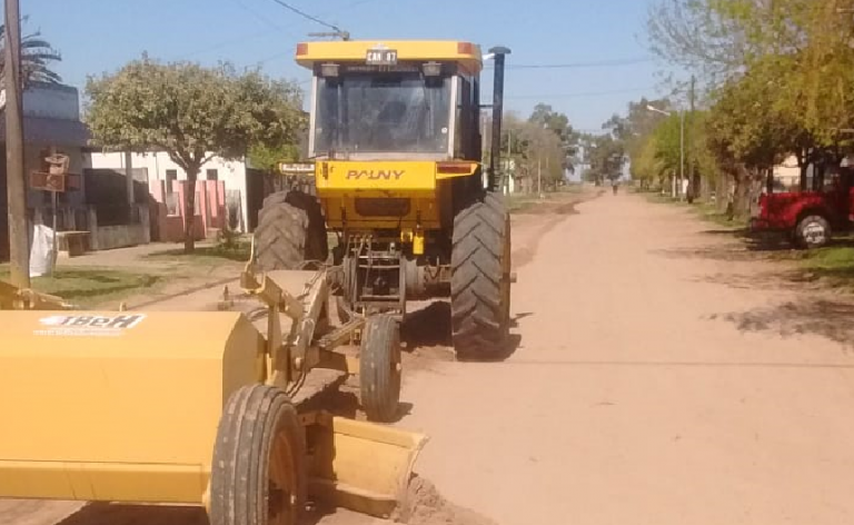En Facundo Quiroga se reparan las calles de tierra