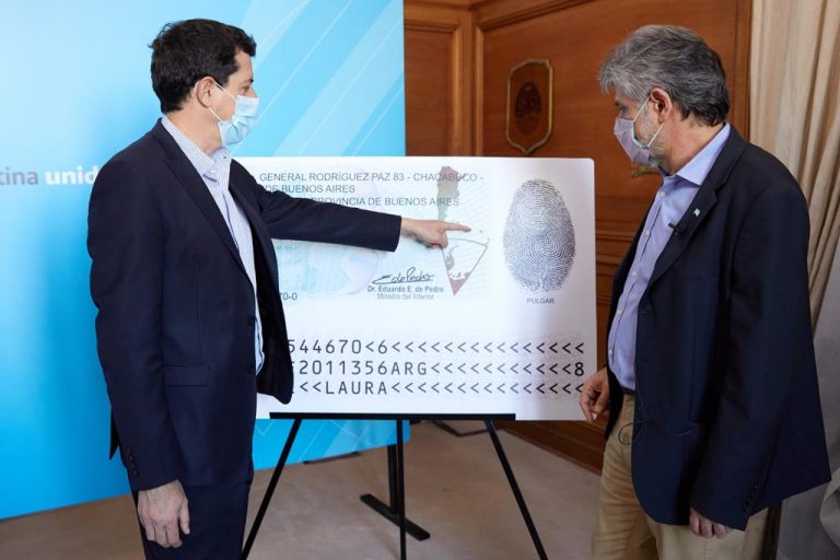 El nuevo Documento Nacional de Identidad tendrá mapa bicontinental e insular del país