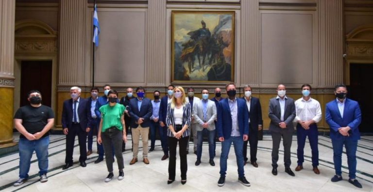 Intendentes del justicialismo también piden presupuesto para obras en sus distritos