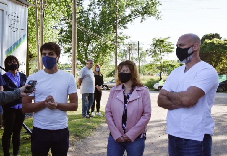 Fue presentado en sociedad el nuevo quirófano móvil del Albergue Canino