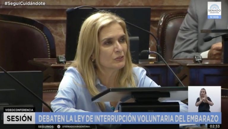 Silvia Elías de Pérez: “El aborto es un verdadero horror que quieren presentarlo como un derecho”