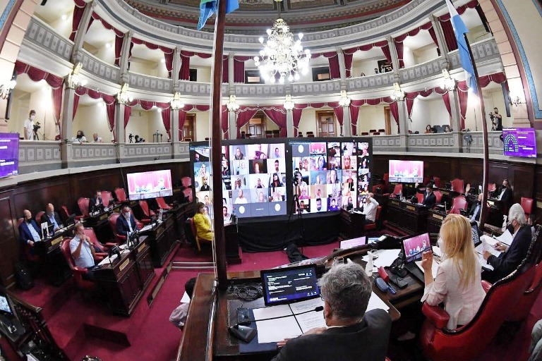 La sanción del presupuesto en el Senado le otorga marco económico y seguridad de ejecución a nuestra política de reconstrucción provincial