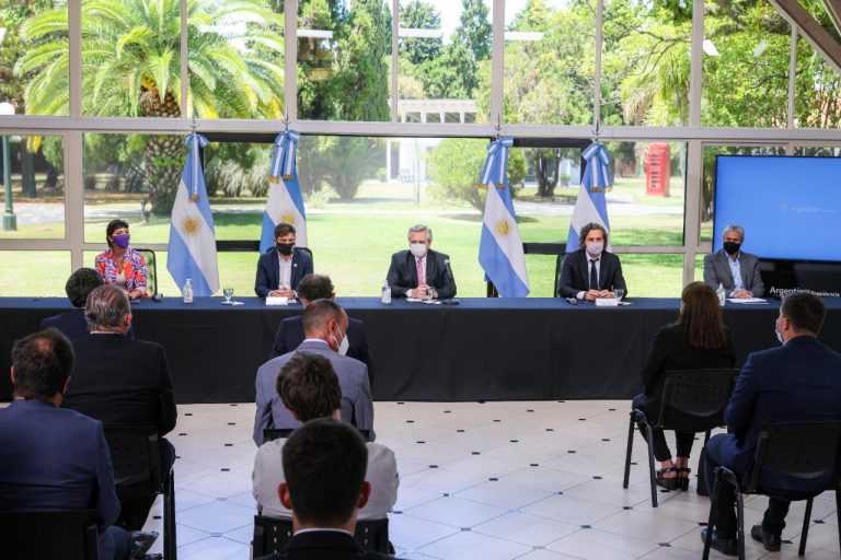 Axel Kicillof: “La deuda más urgente de la Provincia es con los que tienen derecho a una vivienda digna”