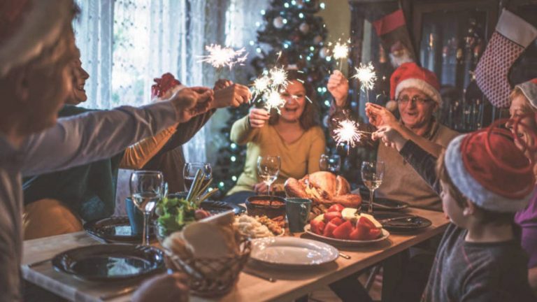 Con la premisa #QuedateEnCasa llegó la Navidad y escaso movimiento en la ciudad