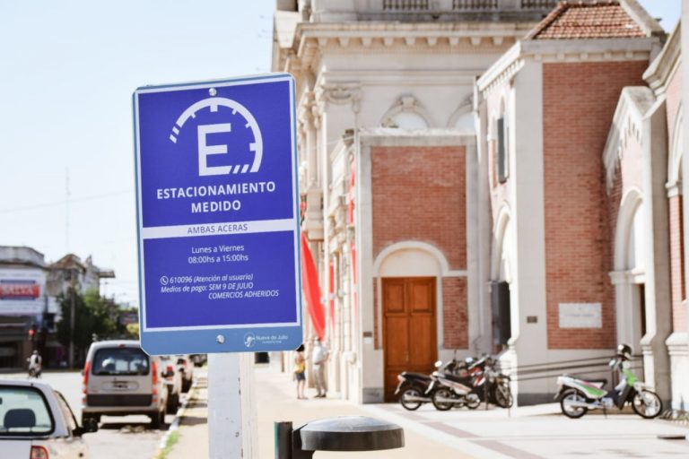 Comenzó la señalización del nuevo Estacionamiento Medido