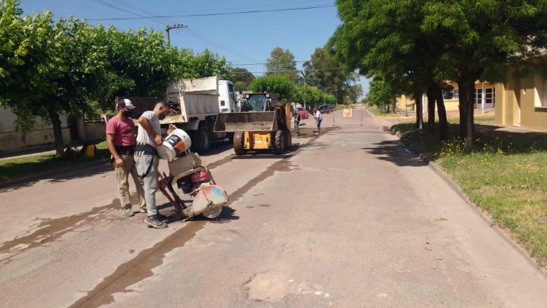 En Facundo Quiroga comenzaron las obras de reparación del pavimento de las calles
