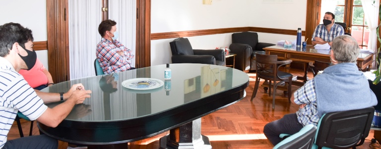 El intendente Mariano Barroso recibió al presidente de la Sociedad Rural