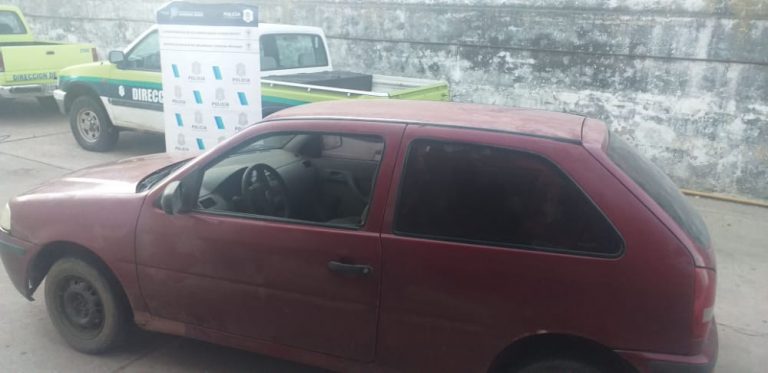 En Chiclana detienen a dos sujetos que mataron a un novillo en un campo para faena
