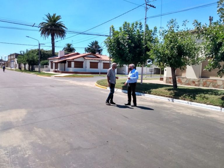 Jorge Della Roca encabezó un encuentro con instituciones en Facundo Quiroga