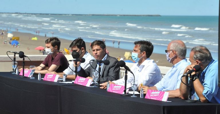 Kicillof: “Todos los bonaerenses que quieren vacunarse le ganaron a la campaña antivacunas”