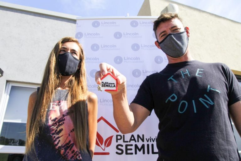 Otra familia linqueña finalizó su casa mediante el Plan Semilla