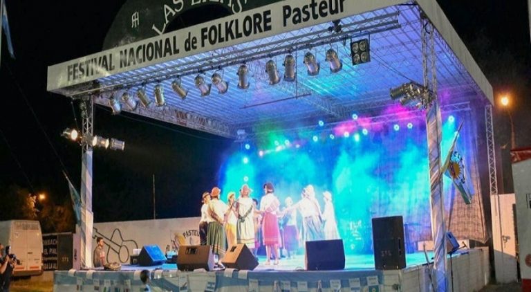 Pasteur realiza la 29° edición del Festival Nacional de Folklore