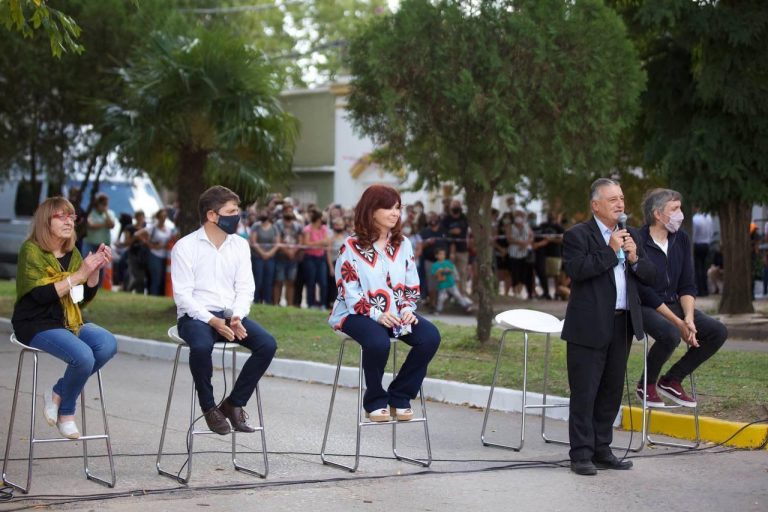 En Las Flores el gobernador encabezó el Acto por el Día Nacional de la Memoria por la Verdad y la Justicia