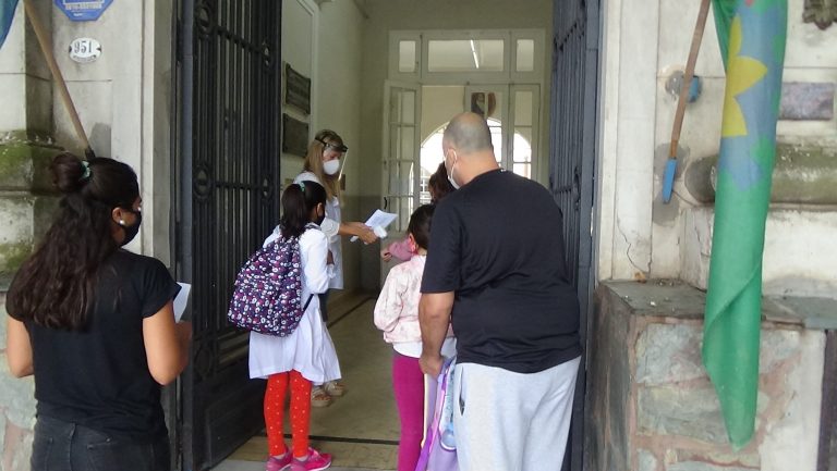 Vanesa Ansaldo: ‘Lo importante es que los chicos están en las aulas’