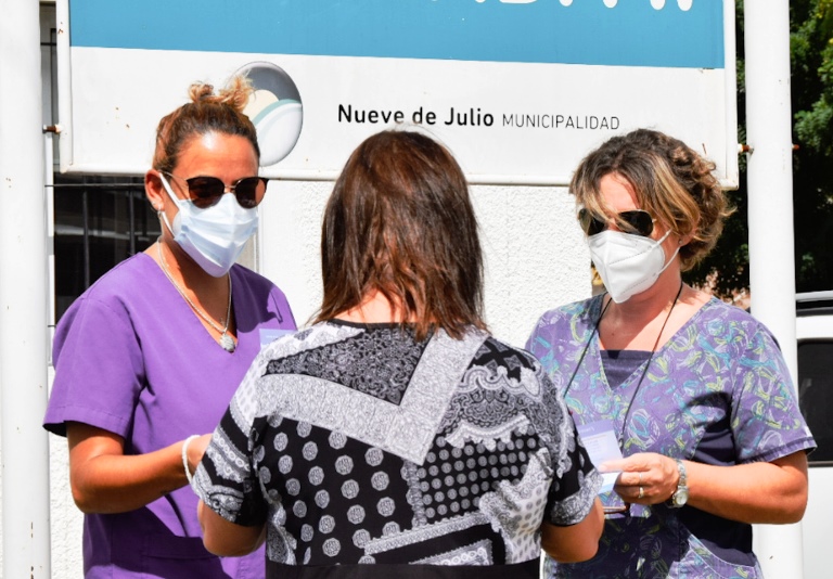 La Secretaría de Salud realiza una campaña contra el Dengue
