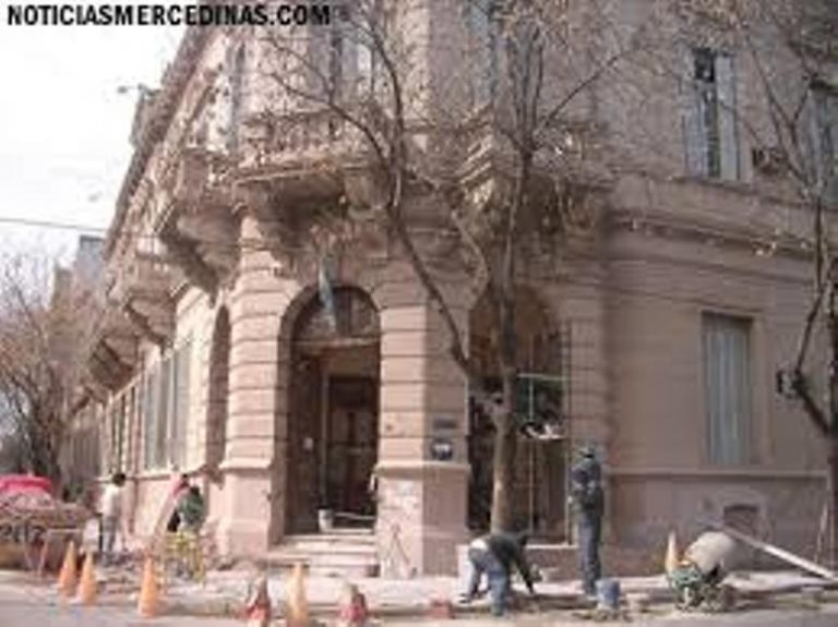 Un detenido por abuso sexual a una menor