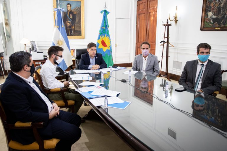 Provincia y Nación firmaron convenios para realizar obras de agua potable y cloacas en 11 municipios