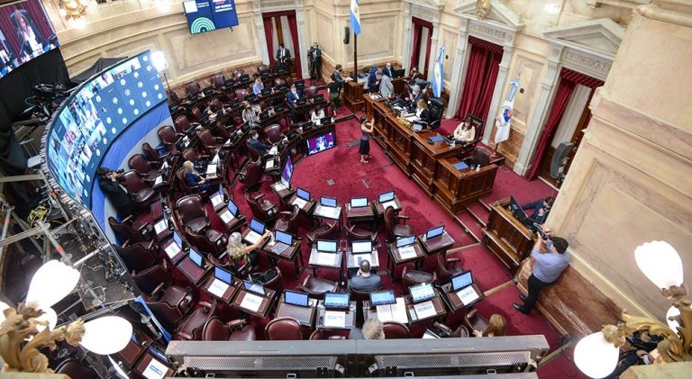 El Senado tratará la media sanción a las reformas de Ganancias y Monotributo