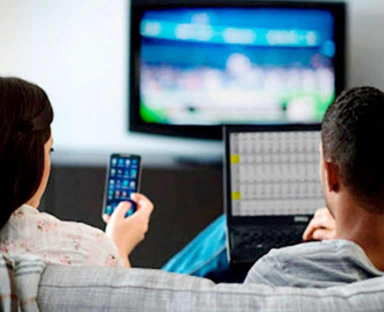 Los servicios de TV por cable, telefonía e internet los regula el Estado recordó el Enacom