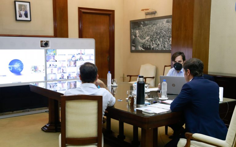 Kicillof se reunió con el Comité de Expertos para evaluar nuevas medidas