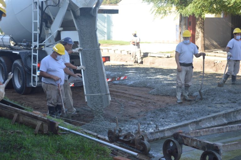 El obrador de la Cooperativa brinda un servicio para obras públicas o particulares