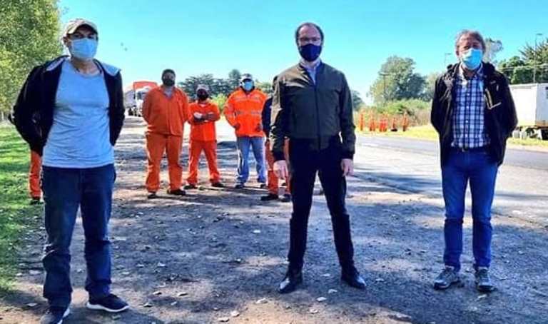 Patricio García recorrió Carlos Casares por la repavimentación de tramos de la Ruta 5