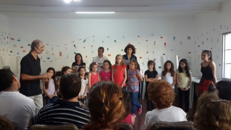 Los talleres artísticos, culturales y actividades afines deben hacer un listado de sus asistentes