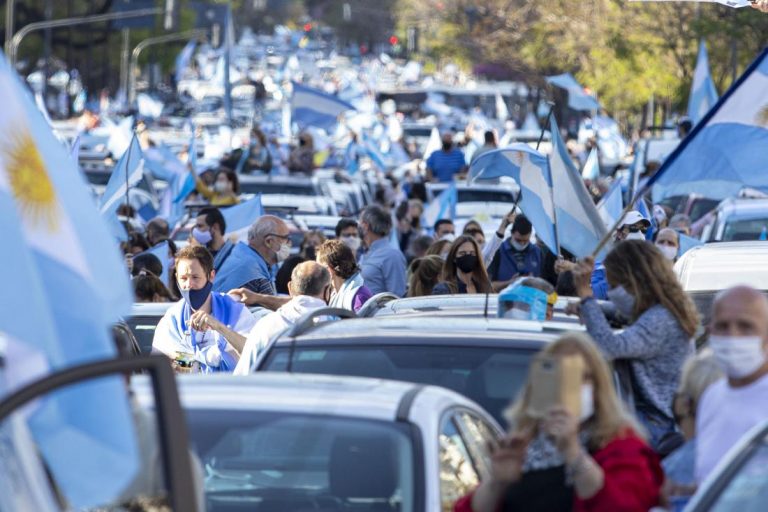 Para el 25 de Mayo se convoca a movilizaciones en las principales ciudades del país