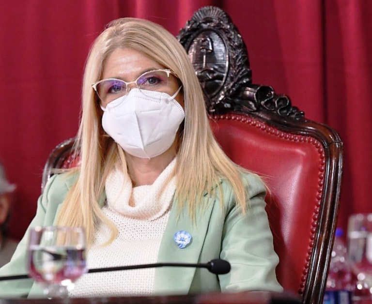 La Provincia podrá salir a adquirir vacunas