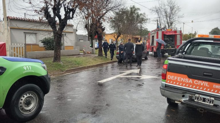 Una garrafa explotó en una vivienda y una mamá fue llevada al Hospital Julio de Vedia