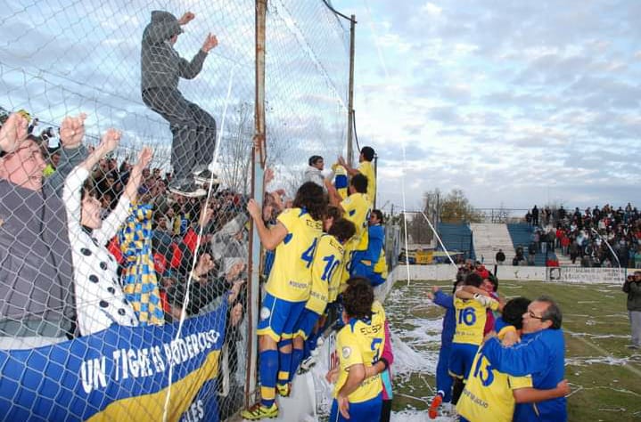Hace 10 años Once Tigres festejaba su llegada al Argentino B