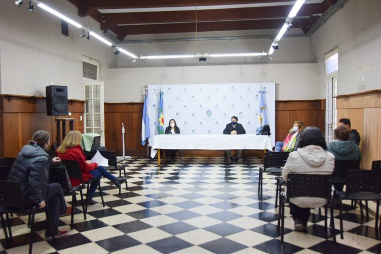 Se interioriza a instituciones sobre la regularización de su personería jurídica