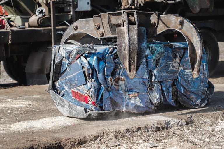 En Mercedes se compactaron más de 600 vehículos