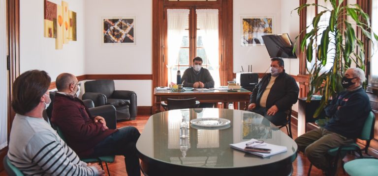 Mariano Barroso interiorizó a vecinos de 12 de Octubre sobre el acceso mejorado