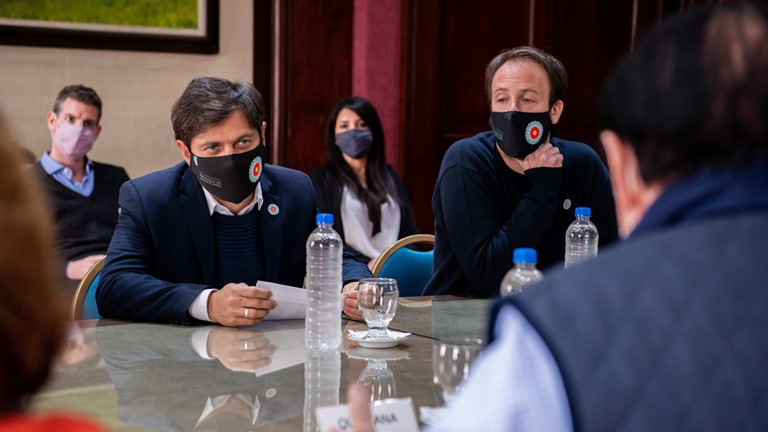 La Provincia anunció un adelanto de un 8% de aumento para el mes de julio a los gremios estatales