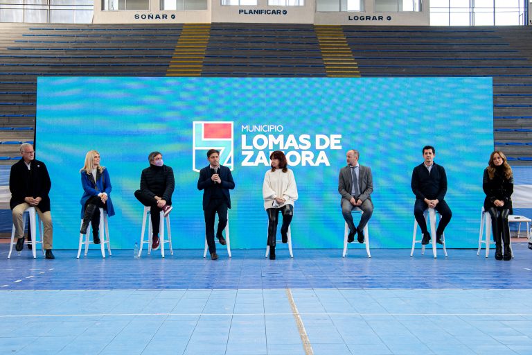 Axel Kicillof: “De a poco y en medio de una pandemia se van recuperando los derechos perdidos”