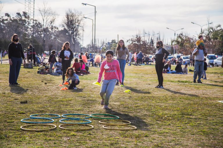 En el parque San Martín y plazas de Lincoln se celebró el Día de la Infancia