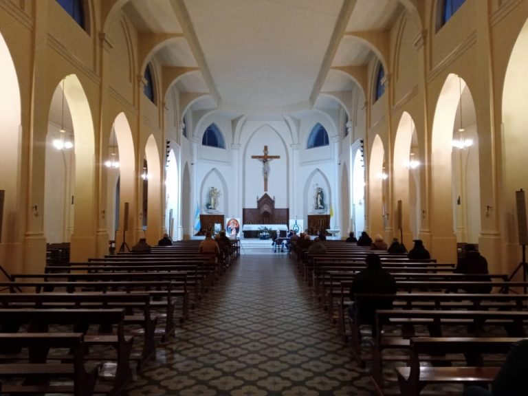 Madrugadores del 9 rezaron el Rosario en la Catedral Santo Domingo