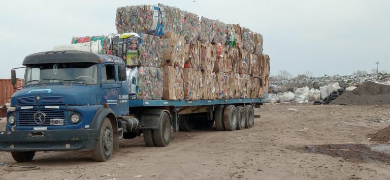 Más cartón y plástico es enviado al AMBA para ser reciclado