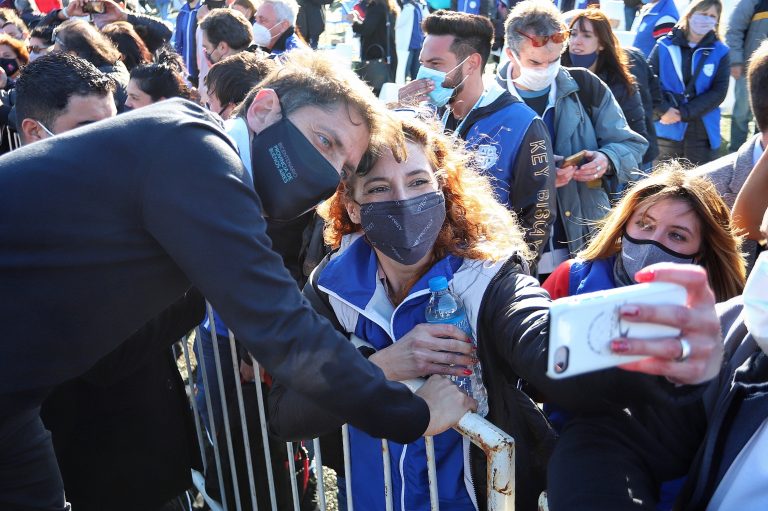 Axel Kicillof: “Esta elección define si seguimos por el camino de la igualdad, la producción y la justicia social”