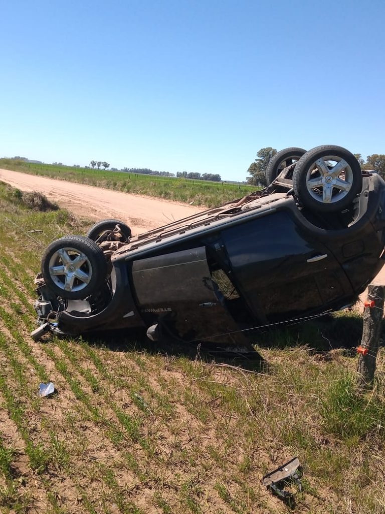 Dos vecinos de La Niña murieron en accidente en camino rural