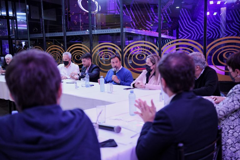 Axell Kicillof anunció el retorno de la actividad nocturna en la Provincia