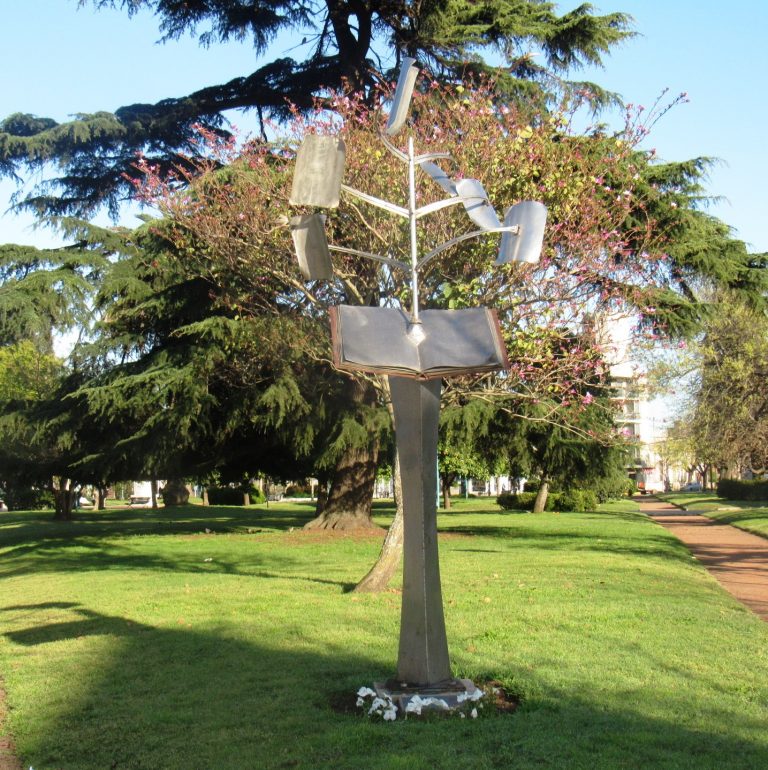 Es el Día del Escritor nuevejuliense