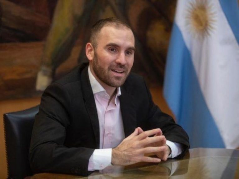 El Presupuesto 2022 prevé un crecimiento del PBI de 4%, inflación del 33% y un dólar a $131