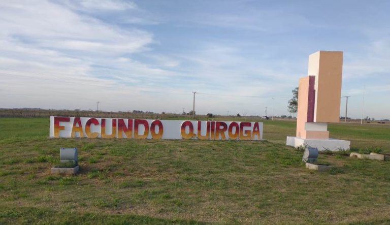 En Facundo Quiroga comienza la campaña de riego de las calles de tierra