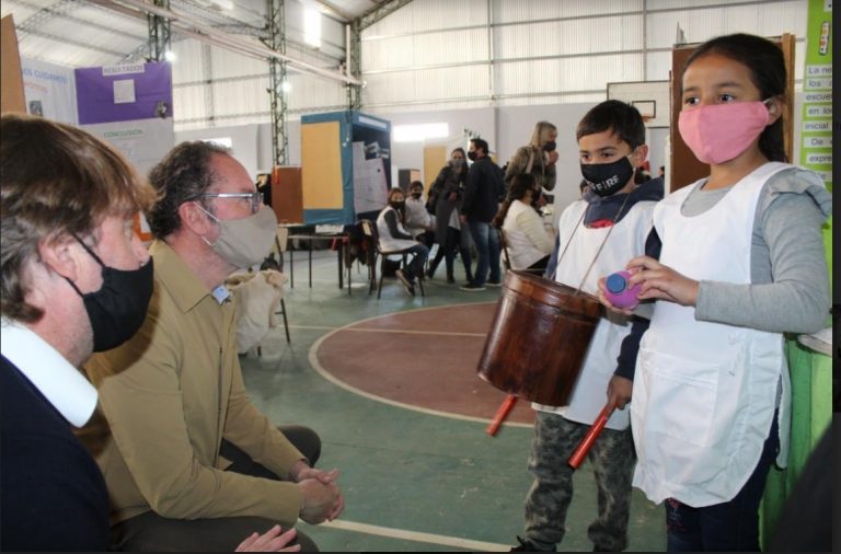 En Carlos Casares se puso en marcha la Feria de Ciencia y Tecnología