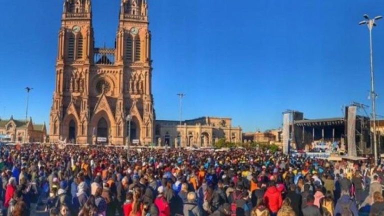 Se camina a Luján bajo el lema: “Madre del Pueblo, te pedimos por la salud y el trabajo”