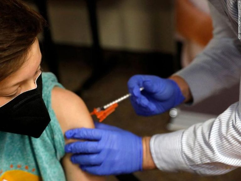Se anunció la vacunación libre para mayores de 18 años en toda la Provincia