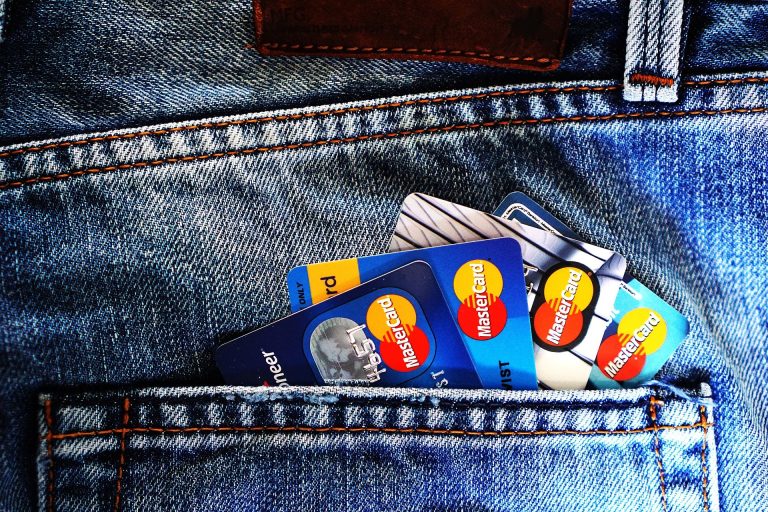 Las tarjetas de débito o de crédito: cosas que no tenés que hacer