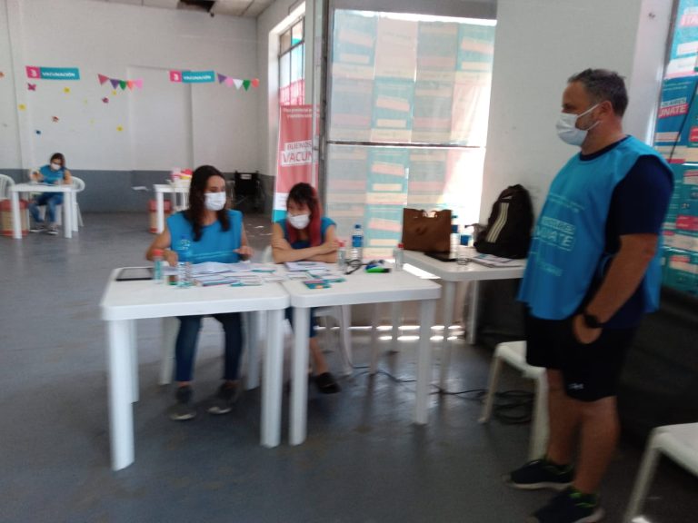 Se sigue vacunando con la tercera dosis